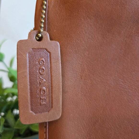 EUC NYC Vintage Coach Slim Clutch Large (#9555) in British Tan - Picture 3 of 11